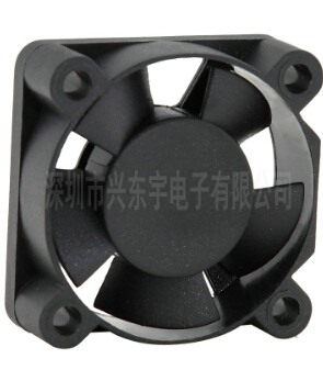 用电饭煲散热风扇，降温降音并存